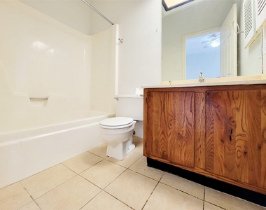 11970 Jollyville Rd - Photo Thumbnail 11
