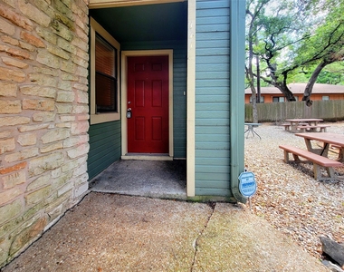 11970 Jollyville Rd - Photo Thumbnail 2