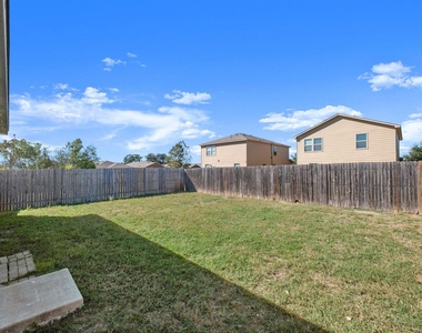 5704 Levenwood Ln - Photo Thumbnail 22