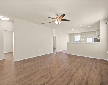 5704 Levenwood Ln - Photo Thumbnail 4
