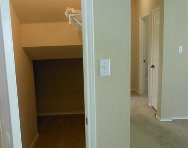40 Cypress Knee Ln - Photo Thumbnail 9