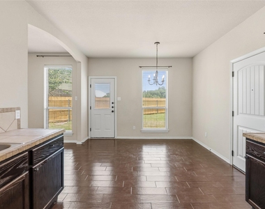 142 Sierra Rose Loop - Photo Thumbnail 14