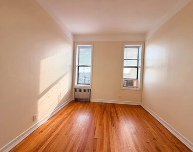 1102 Avenue K - Photo Thumbnail 4