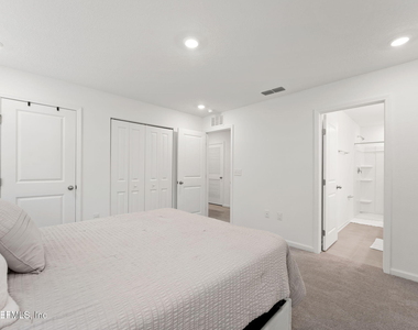 13536 Ute Place - Photo Thumbnail 13