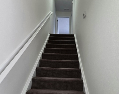 415 Southern Branch Lane - Photo Thumbnail 19