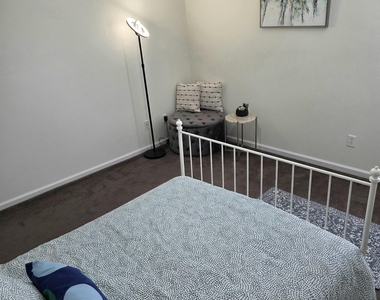 415 Southern Branch Lane - Photo Thumbnail 18