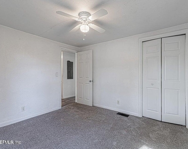 8306 Galveston Avenue - Photo Thumbnail 19