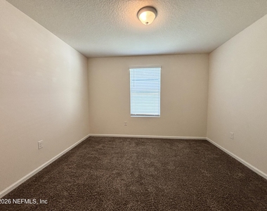1763 Eagle View Way - Photo Thumbnail 9