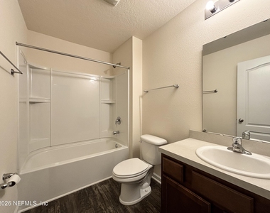 1763 Eagle View Way - Photo Thumbnail 5