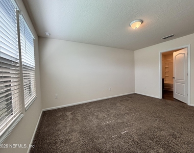 1763 Eagle View Way - Photo Thumbnail 22