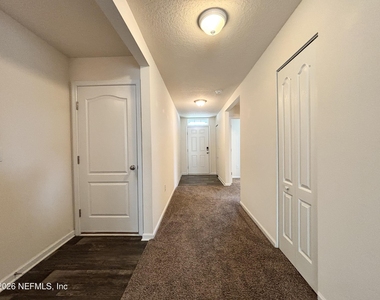 1763 Eagle View Way - Photo Thumbnail 1