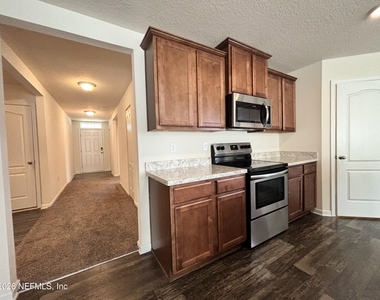 1763 Eagle View Way - Photo Thumbnail 14