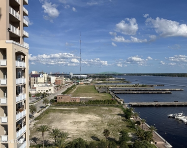 400 E Bay Street - Photo Thumbnail 51