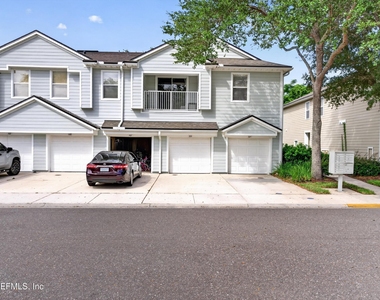7047 Deer Lodge Circle - Photo Thumbnail 27