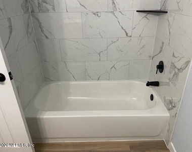 3608 Fortuna Drive - Photo Thumbnail 11