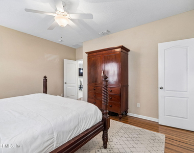 206 Mission Cove Circle - Photo Thumbnail 39