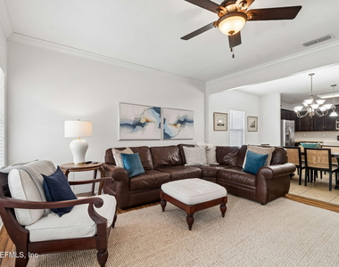 206 Mission Cove Circle - Photo Thumbnail 33