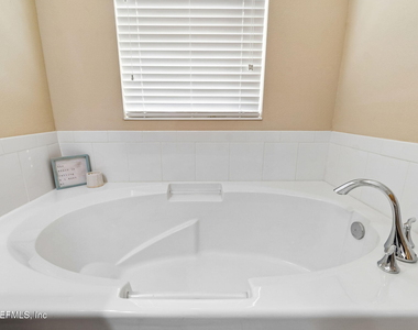 206 Mission Cove Circle - Photo Thumbnail 47