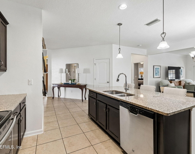 206 Mission Cove Circle - Photo Thumbnail 23