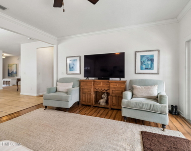 206 Mission Cove Circle - Photo Thumbnail 34
