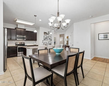 206 Mission Cove Circle - Photo Thumbnail 29