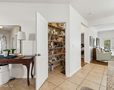 206 Mission Cove Circle - Photo Thumbnail 49