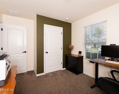 2989 Rock Creek Court - Photo Thumbnail 9