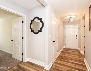 2989 Rock Creek Court - Photo Thumbnail 4
