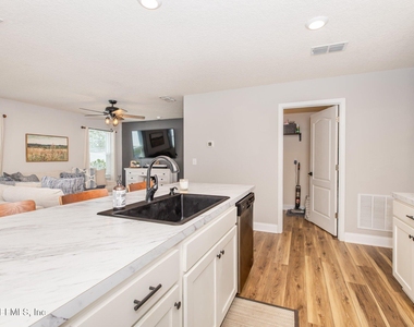 2989 Rock Creek Court - Photo Thumbnail 17