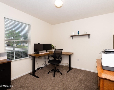 2989 Rock Creek Court - Photo Thumbnail 10