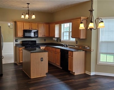 1399 Dulwich Court - Photo Thumbnail 2