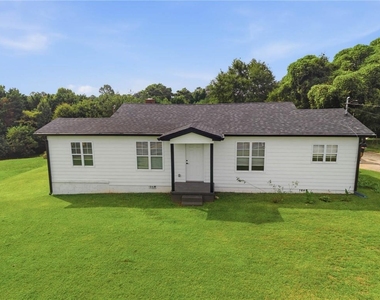 421 E Crogan Street - Photo Thumbnail 16