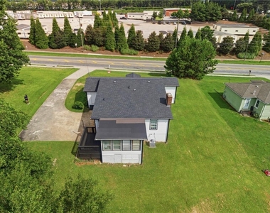 421 E Crogan Street - Photo Thumbnail 19