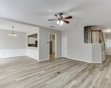 2421 Elkhorn Terrace - Photo Thumbnail 9