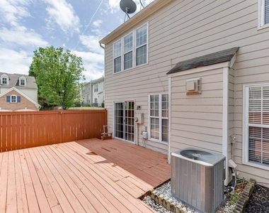 2421 Elkhorn Terrace - Photo Thumbnail 3