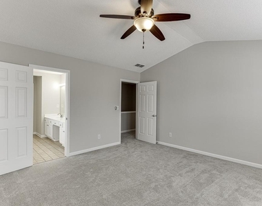 2421 Elkhorn Terrace - Photo Thumbnail 31