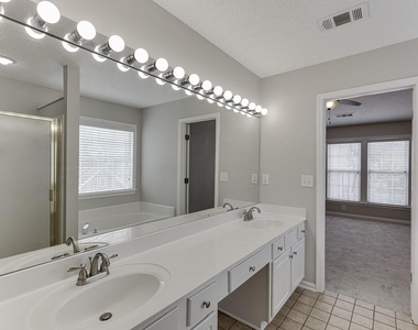 2421 Elkhorn Terrace - Photo Thumbnail 34