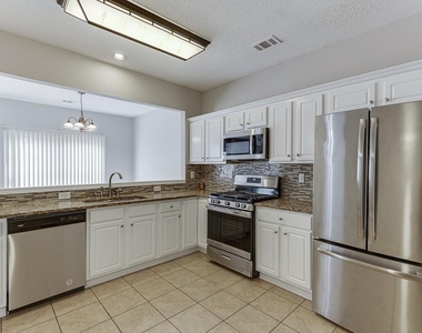 2421 Elkhorn Terrace - Photo Thumbnail 15