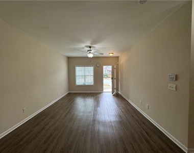 3058 Cedar Glade Lane - Photo Thumbnail 2