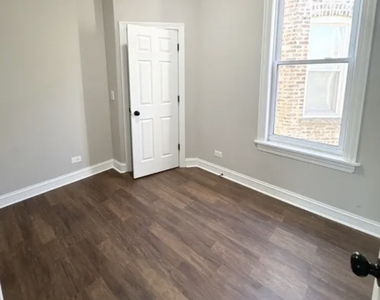 6517 S Peoria Street - Photo Thumbnail 10