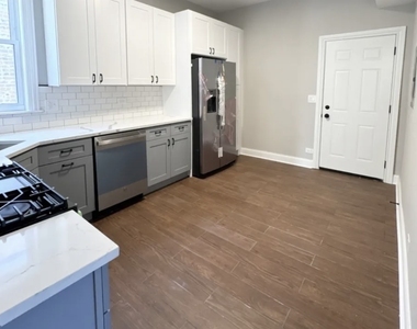 6517 S Peoria Street - Photo Thumbnail 4