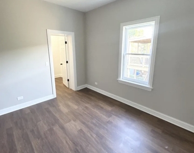 6517 S Peoria Street - Photo Thumbnail 14