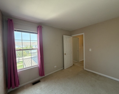 1995 Golden Gate Lane - Photo Thumbnail 27