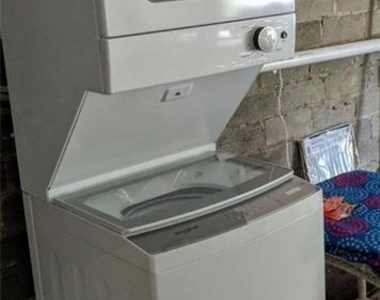 203 E Davis Unit B Street - Photo Thumbnail 12