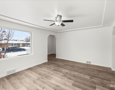 1814 Nicholson Street - Photo Thumbnail 2