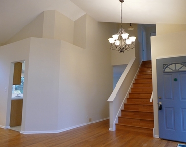 2052 Spice Lane - Photo Thumbnail 9