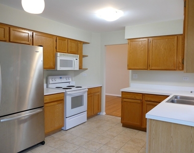 2052 Spice Lane - Photo Thumbnail 4