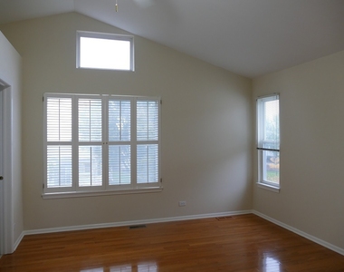2052 Spice Lane - Photo Thumbnail 10
