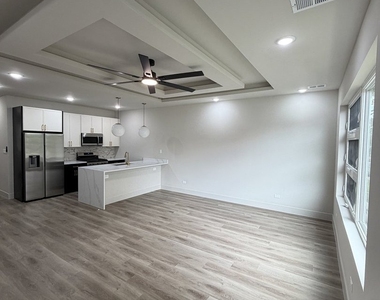6603 S Langley Avenue - Photo Thumbnail 2