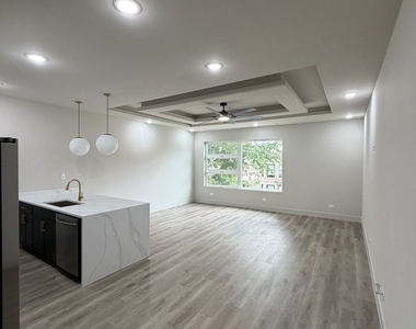 6603 S Langley Avenue - Photo Thumbnail 1